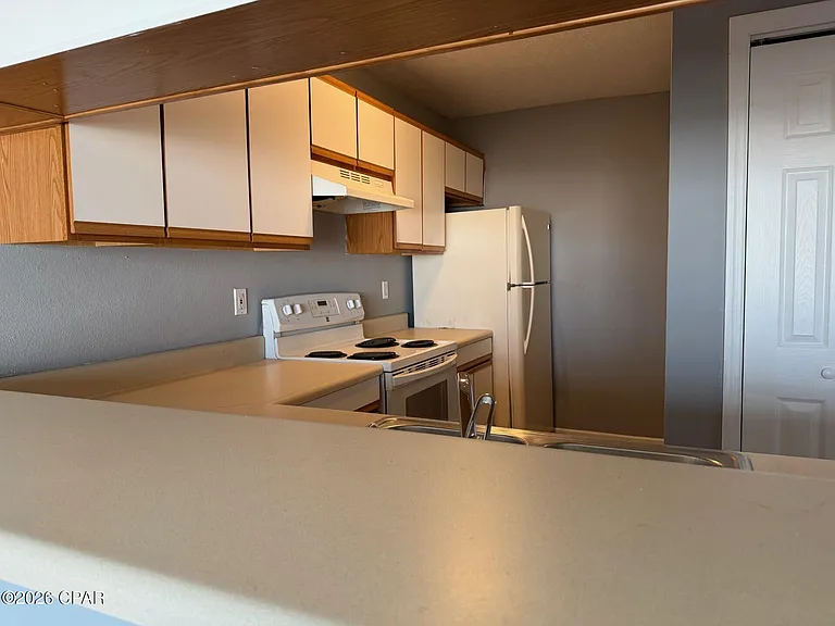 602 Fernwood St #4 — Photo 4