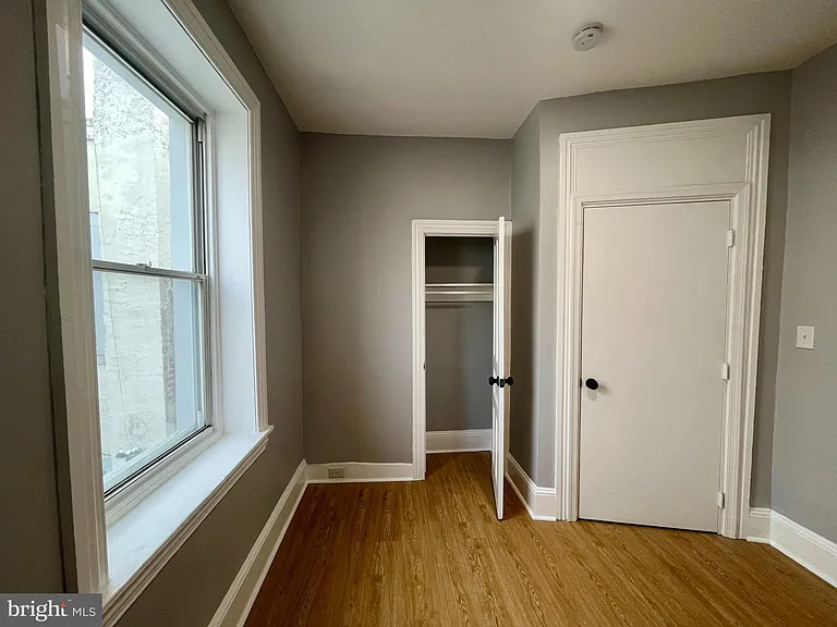 4417 Walnut St #3F — Photo 24