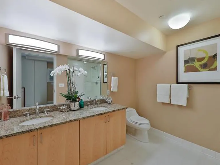 207 King St — Photo 21