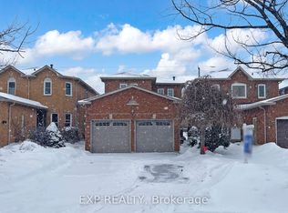 92 Hartrick Pl, Whitby, ON L1R2C3