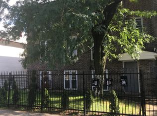 4023 W Carroll Ave #1, Chicago, IL 60624
