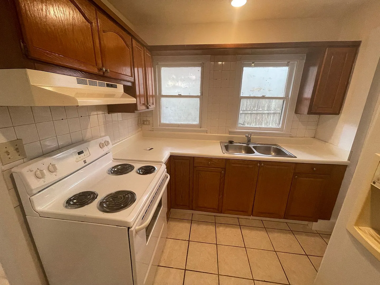 322 Gottsche Ave — Photo 3