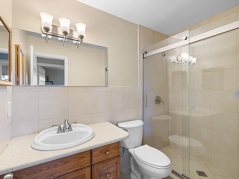 2701 NE 1st St #106 — Photo 20