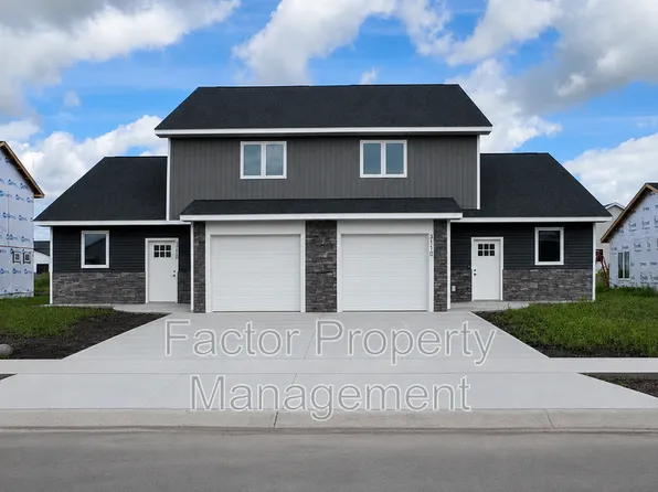 3110 Noble Dr, Mankato, MN 56001