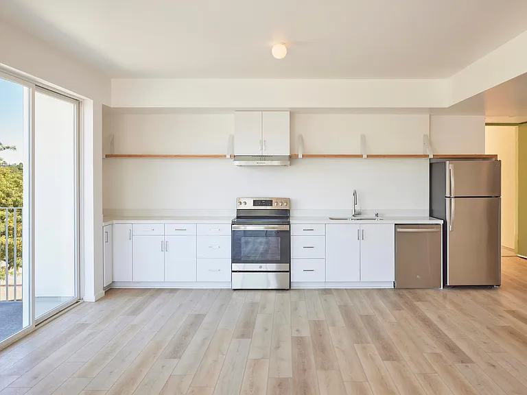 636 N Juanita Ave — Photo 27