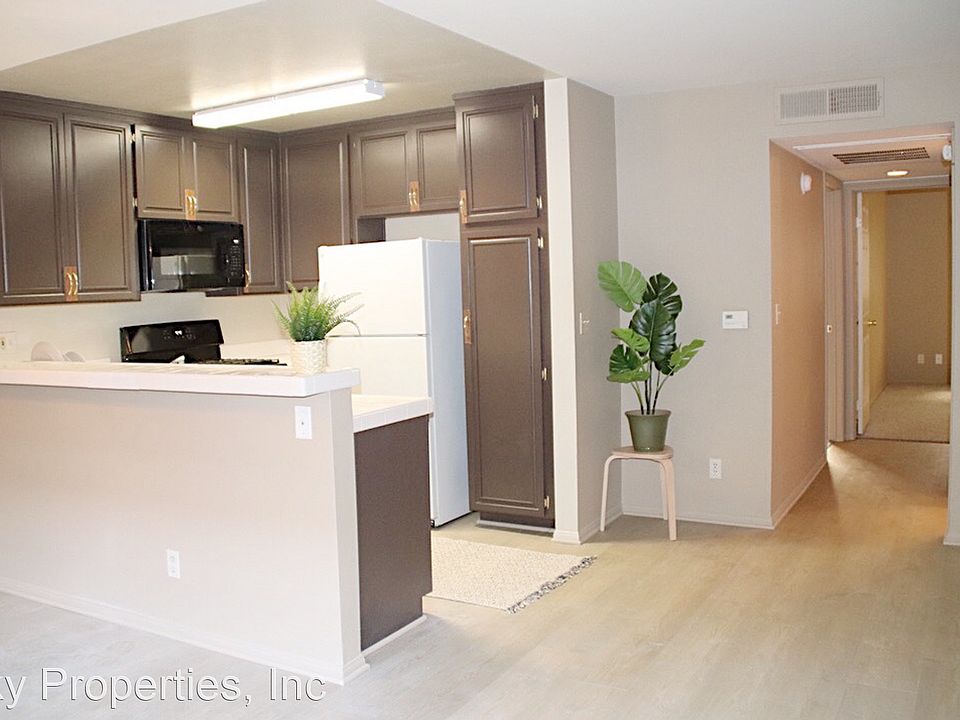 1st image of 11259 La Maida St APT 204