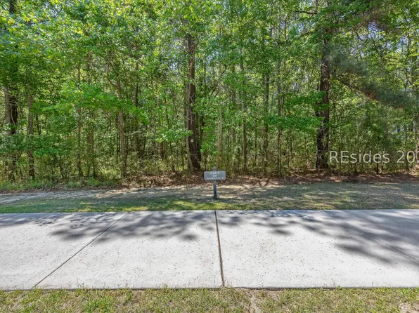 421 Hampton Lake Dr, Bluffton, SC 29910