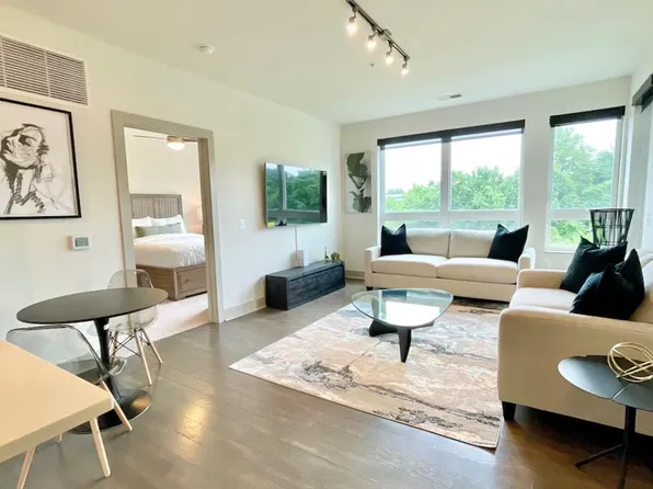 7480 Carriage Hills Dr #Id1395446p, McLean, VA 22102