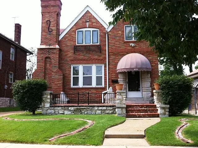 5737 Riverview Blvd photo 1