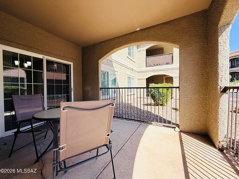1500 E Pusch Wilderness Dr #11104 — Photo 35