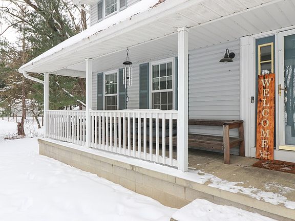 4th image of 4253 N Main St