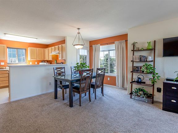 3rd image of 3660 W 25th St Unit 106