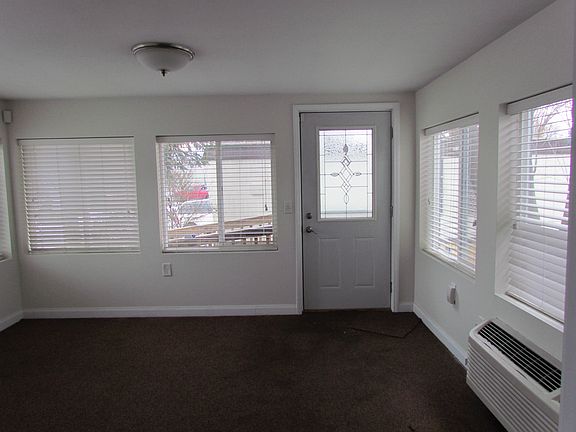 3rd image of 11274 Valley Dr