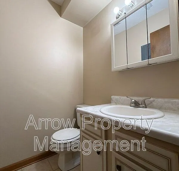 3831 S 46th St #2 — Photo 9