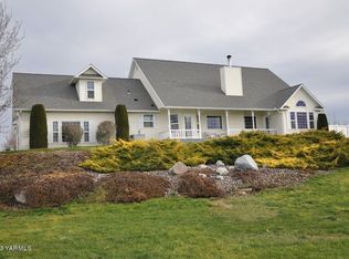 1620 Smith Rd, Zillah, WA 98953