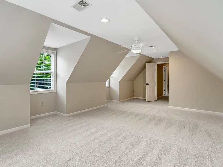 10929 Park Rd — Photo 32