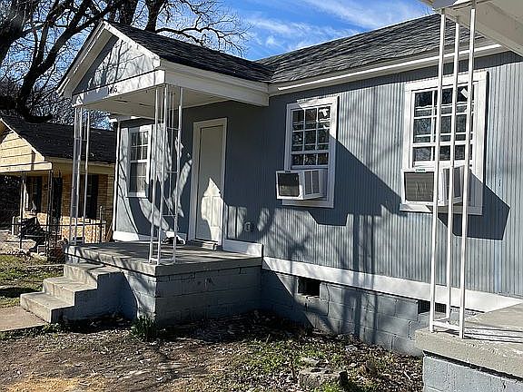 4th image of 1405 Horace St