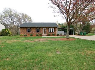 4833 Dippen Rd, Winston Salem, NC 27105