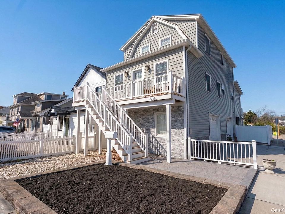 1st image of 36 West Boulevard