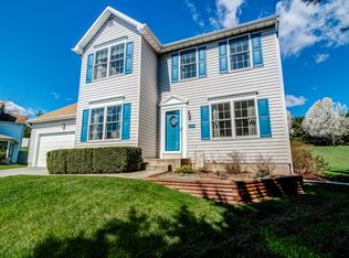 302 Shady Pond Dr, Westminster, MD 21157