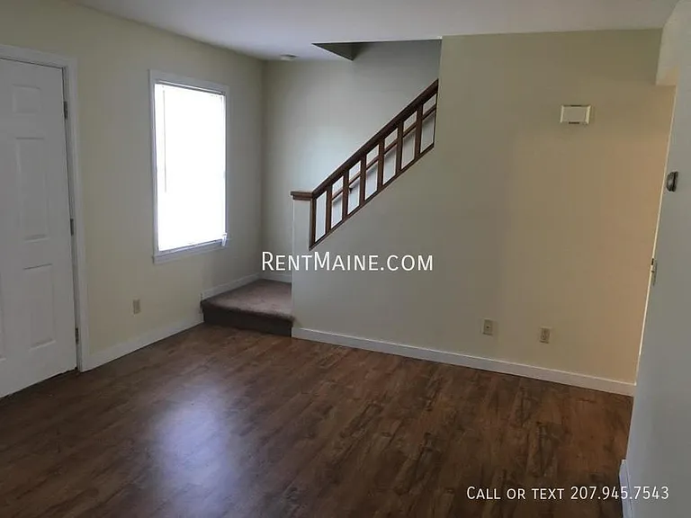 63 Valley View Ln #C — Photo 5