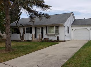 2054 Sumac Dr, Columbus, OH 43229