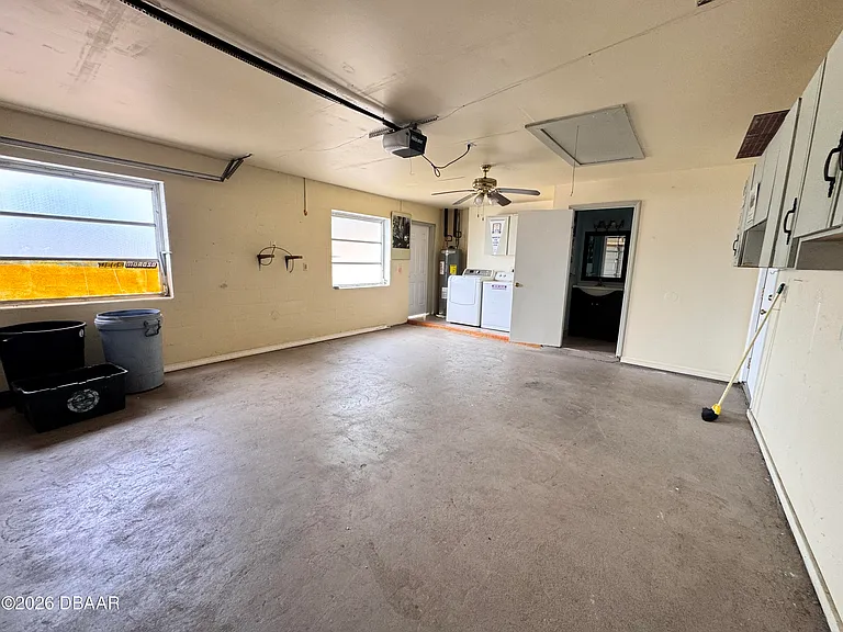 302 Fox Pl — Photo 23
