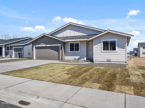 2nd image of 433 Pear Dr Lot 27