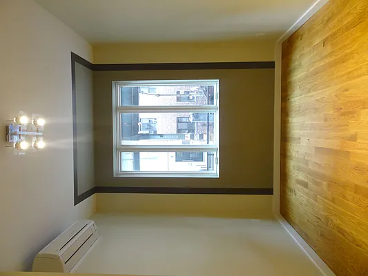 Rented by Miron Realty Group | media 14