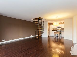 1750 N Wells St APT 207, Chicago, IL