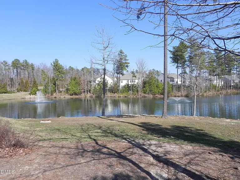 205 Whitney Oaks Ln — Photo 15
