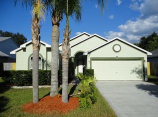 1309 Lake Shore Ranch Dr, Seffner, FL 33584