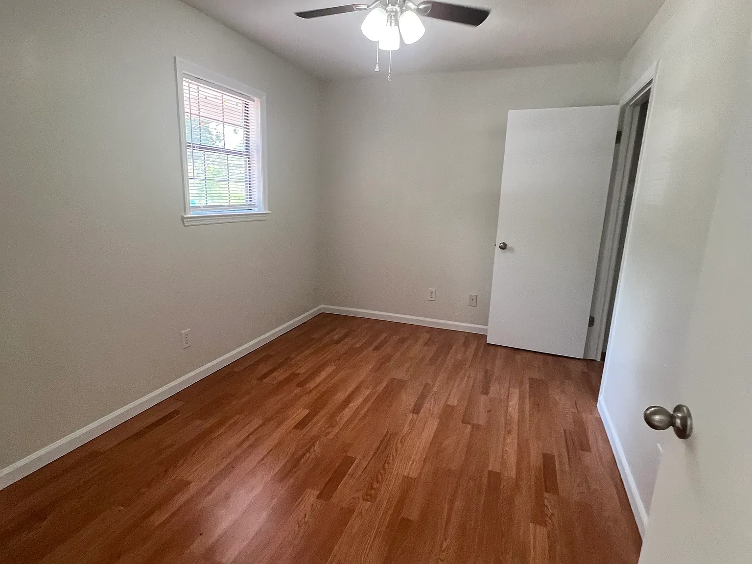 2 bed, $1,075 — Photo 3