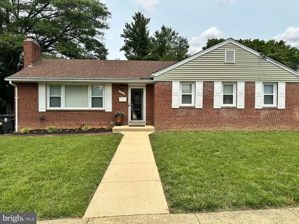 2010 Jameson St, Temple Hills, MD 20748