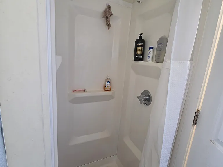 48 Highland Ave #4 — Photo 5
