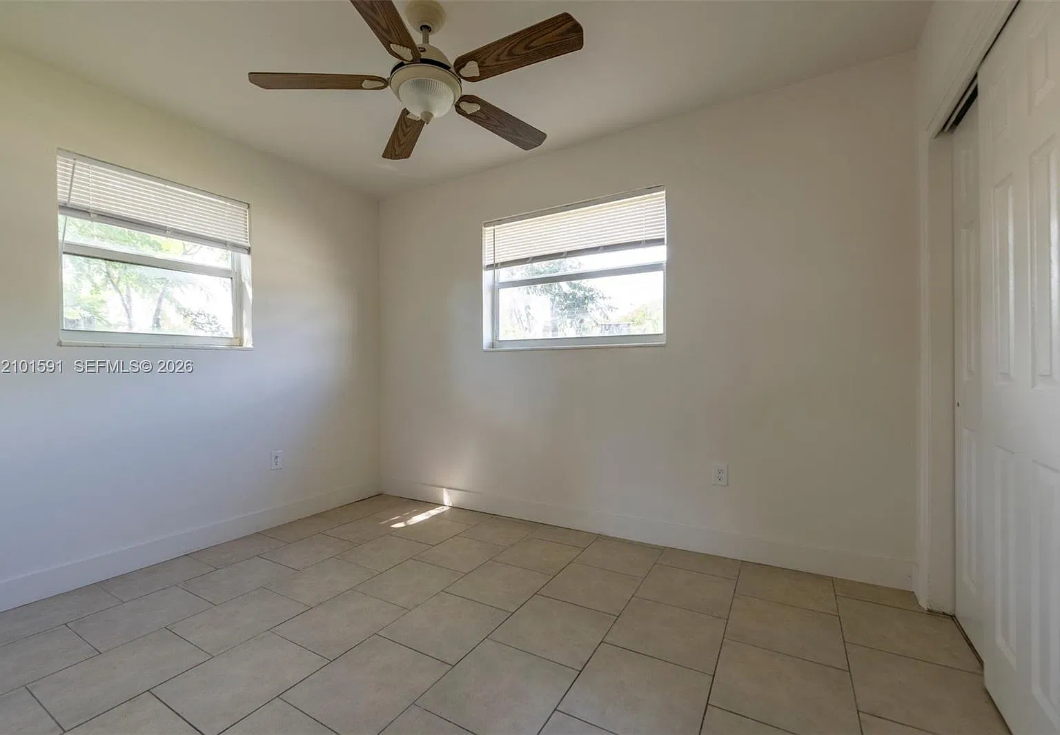 Vera Villas 1st Sec — Photo 4