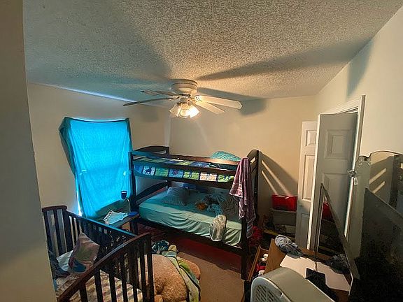3rd image of 1110 Communy Ave