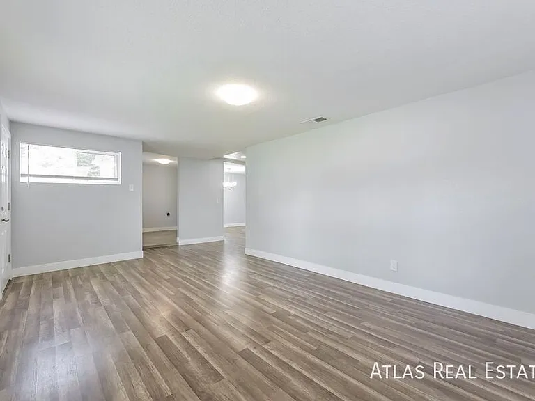 1280 Wheeling St — Photo 5