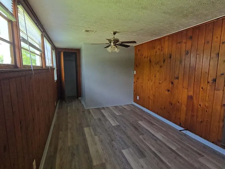 236 E Oklahoma St — Photo 10