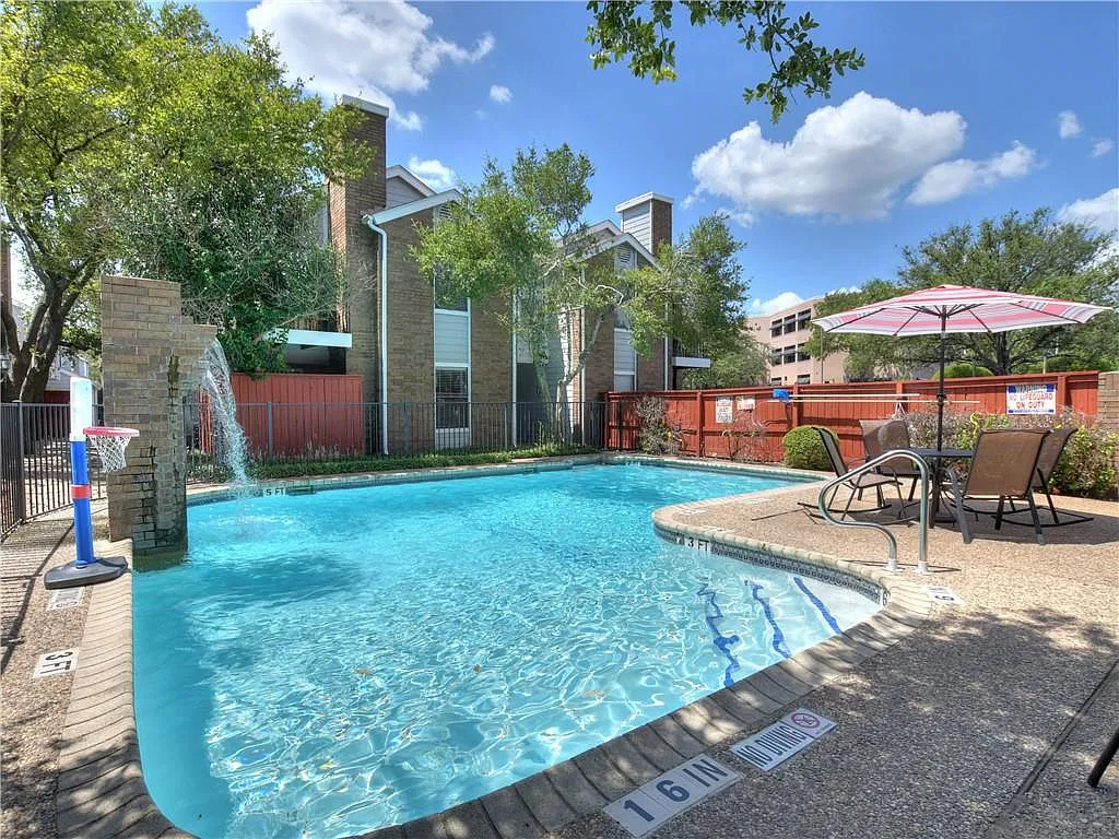 7635 Guadalupe St Apt 501 — Photo 2