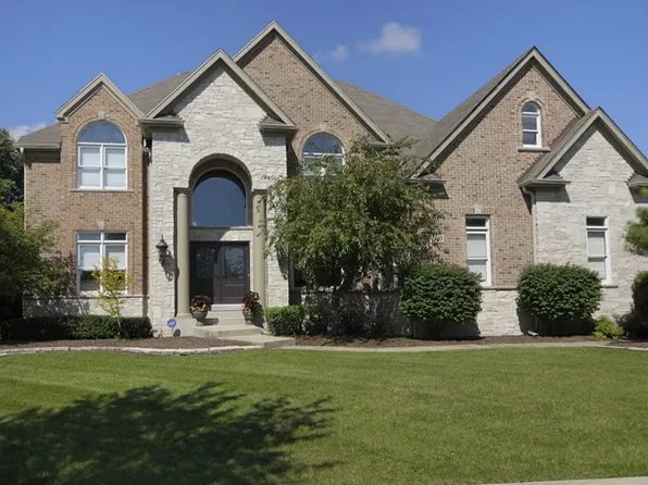 4440 Esquire Cir, Naperville, IL 60564