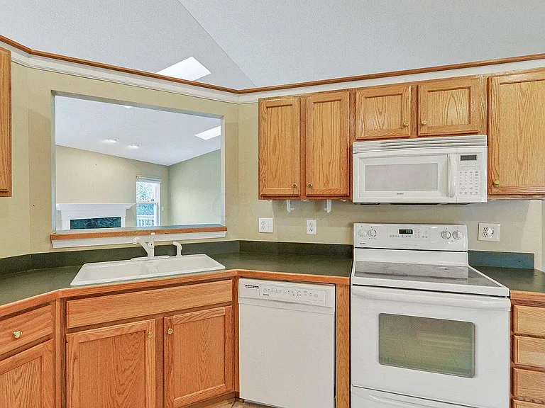 2691 Abbey Knoll Dr — Photo 26