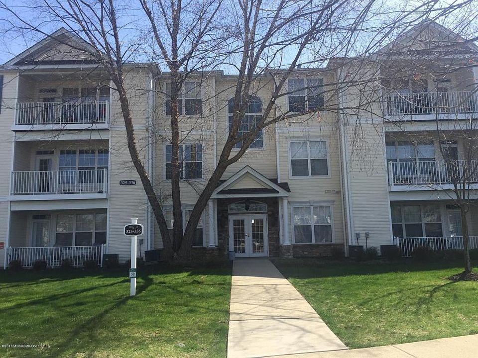 1st image of 334 Saint Andrews Pl