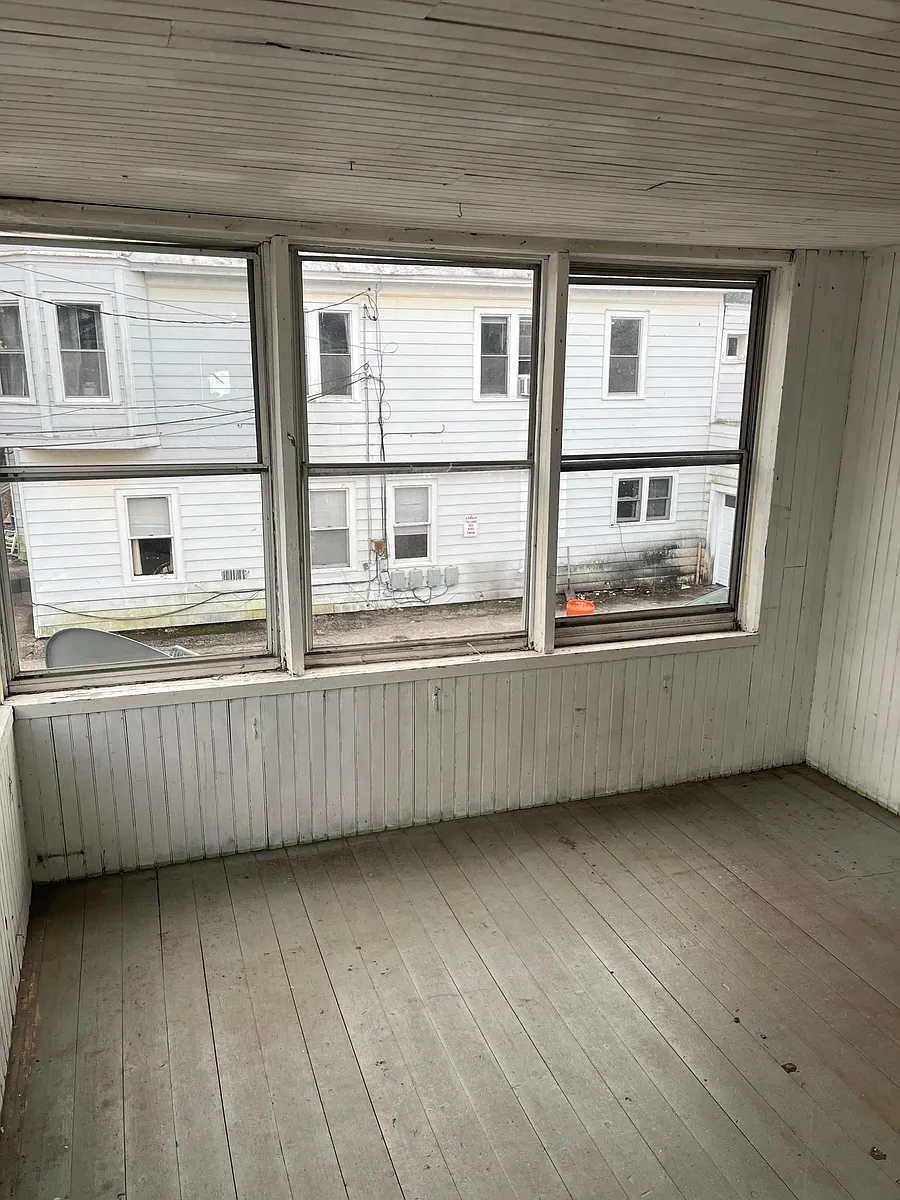Building Photo - 39 Loomis St #41
