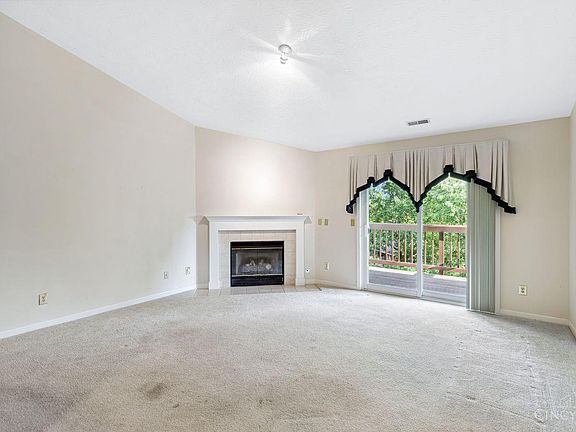 5th image of 4931 N Arbor Woods Ct #304