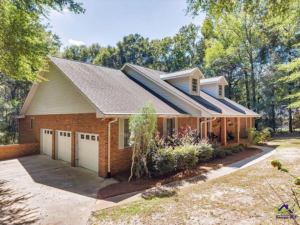 1st image of 136 Wimbish Way