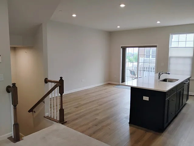 936 Jenkins Ct — Photo 6