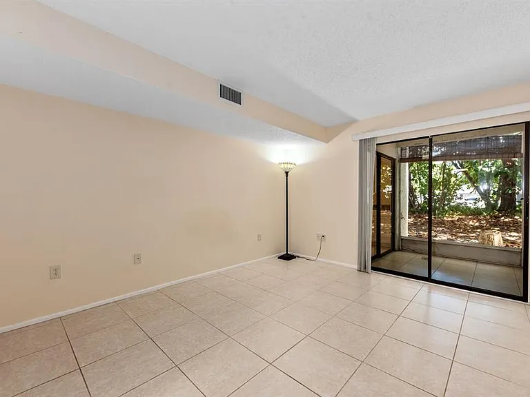 2232 Bahia Vista St #A1 — Photo 16