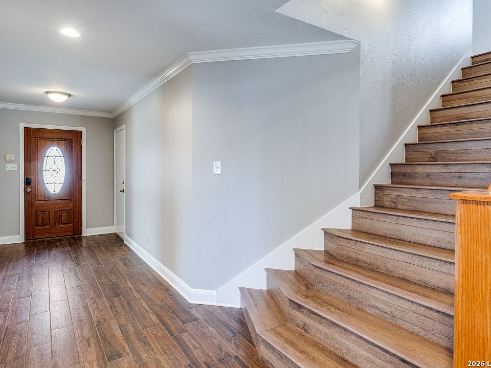 1656 Yucca Park, Schertz, TX 78154 | Zillow