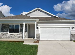 5106 168th St, Urbandale, IA 50323